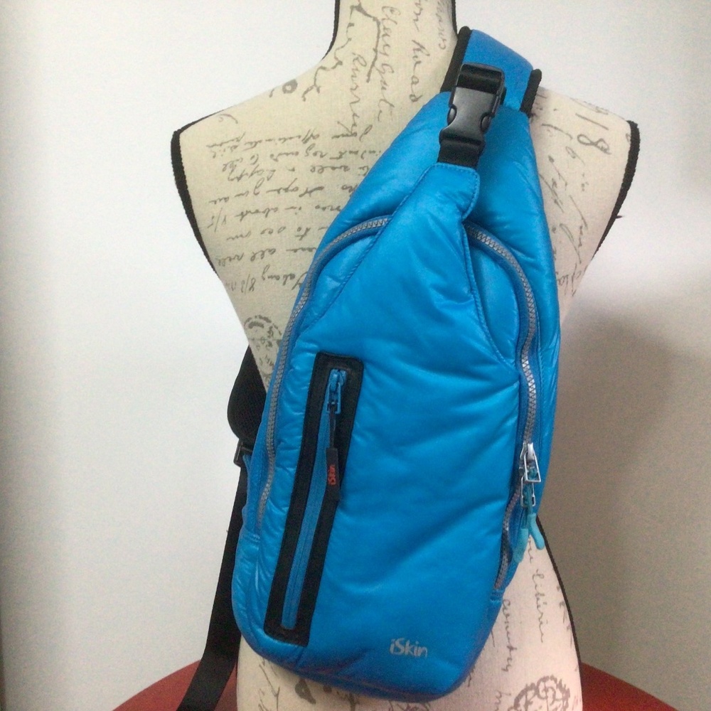 iSkin The Sling Tech Sling Crossbody Bag Marine Blue